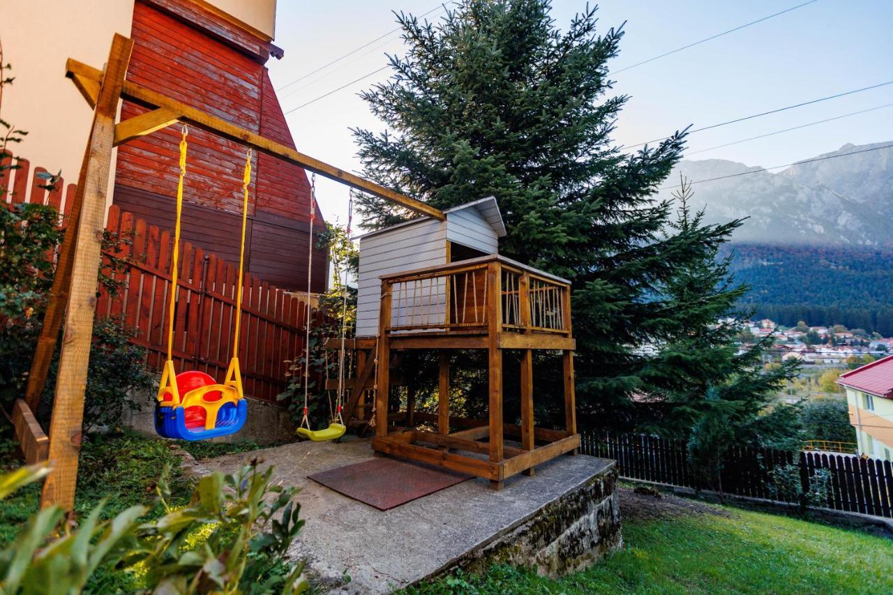 Вилла The Bear House 2 Буштени Экстерьер фото